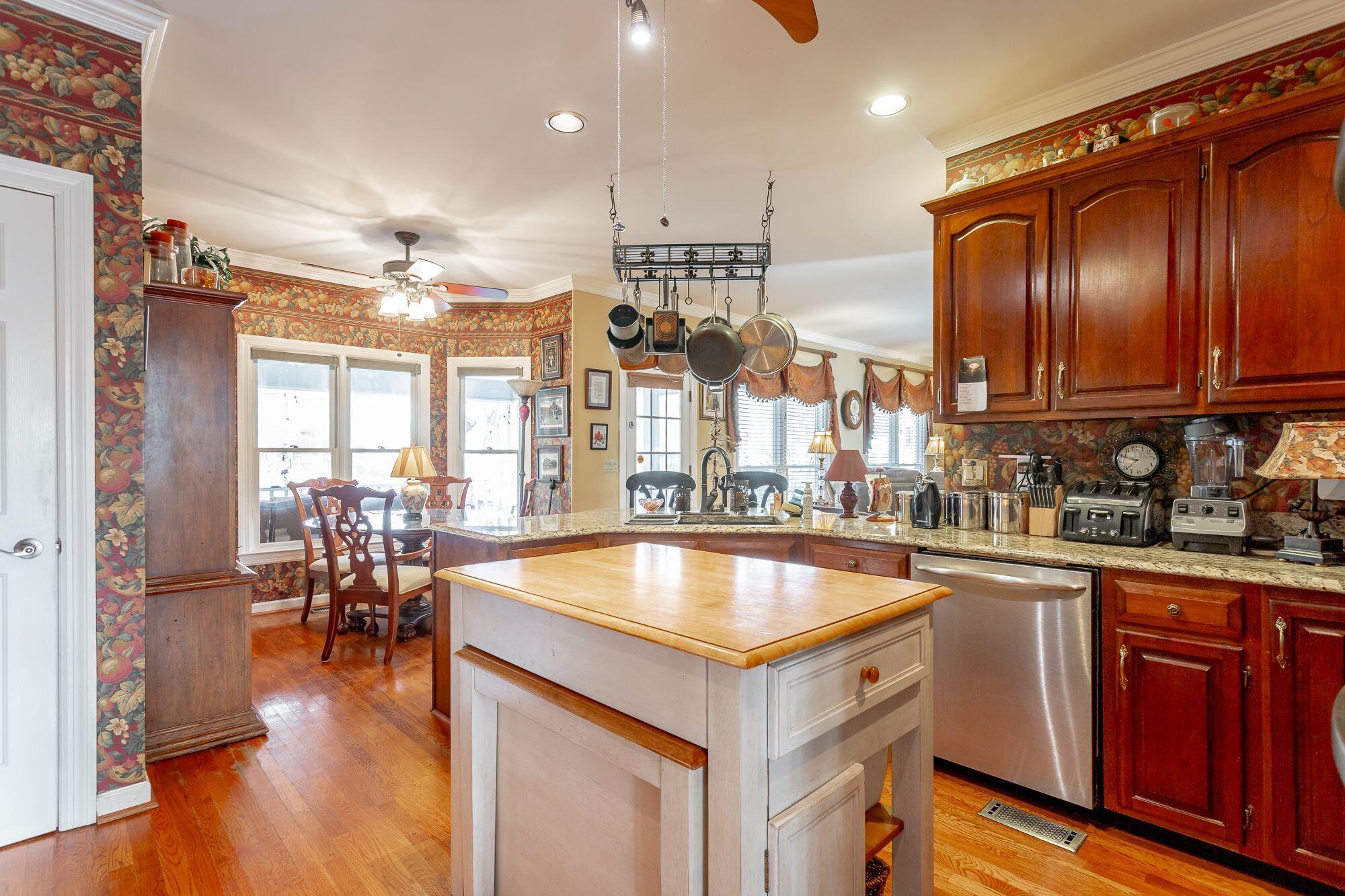 1713 Hourglass Point Hixson, TN 37343 - Photo 4 of 78 _6Cucc-o