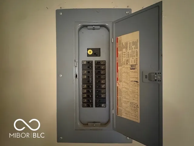 $78,900 | 402 South Angle Street, Dunkirk, IN 47336