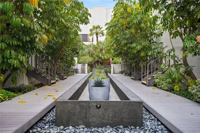 a view of a back yard of the house