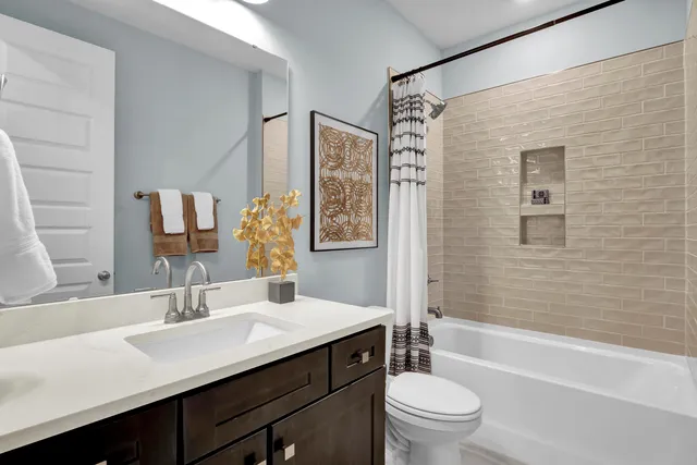 $660,000 | 3585 Sawlog Drive, Summerville, SC 29486