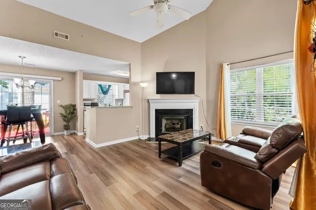 $379,900 | 602 W Manor, Peachtree City, GA 30269