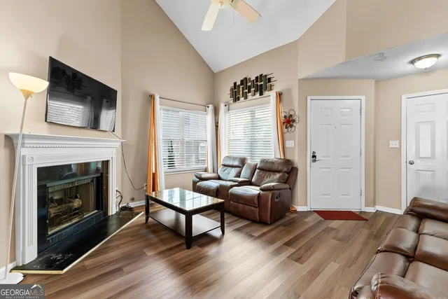 $379,900 | 602 W Manor, Peachtree City, GA 30269