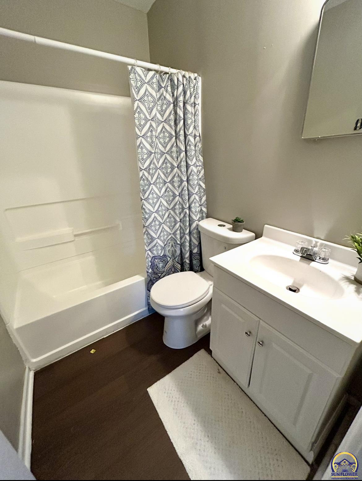 3387 Southwest Clare Avenue Topeka, KS 66611 - Photo 13 of 16