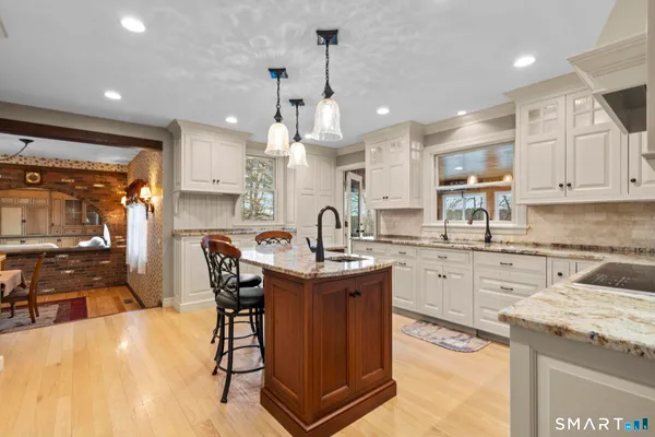 $799,900 | 30 Cherry Ridge Road, Middlefield, CT 06455