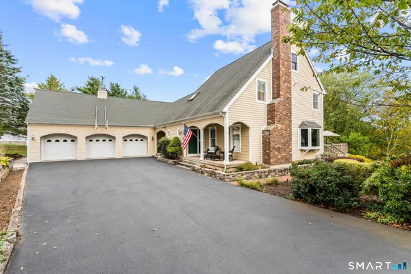 $775,000 | 30 Cherry Ridge Road, Middlefield, CT 06455