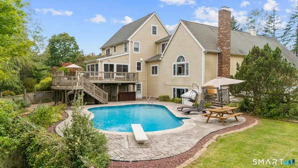 $799,900 | 30 Cherry Ridge Road, Middlefield, CT 06455