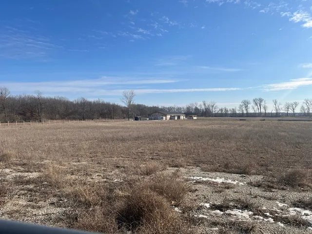 $250,000 | 16326 6000th Road South, Pembroke Township, IL 60958