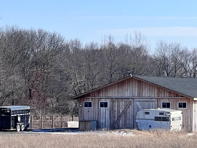 $250,000 | 16326 6000th Road South, Pembroke Township, IL 60958