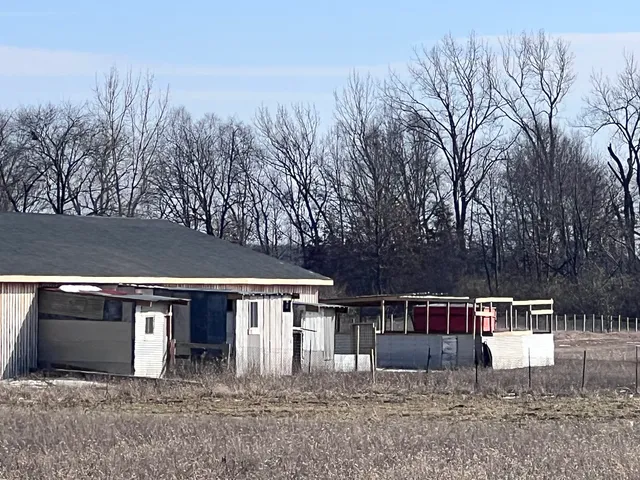 $250,000 | 16326 6000th Road South, Pembroke Township, IL 60958