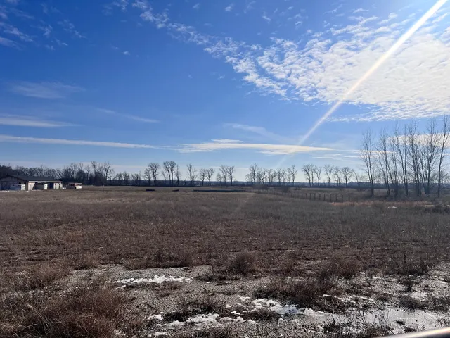 $250,000 | 16326 6000th Road South, Pembroke Township, IL 60958