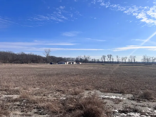 $250,000 | 16326 6000th Road South, Pembroke Township, IL 60958