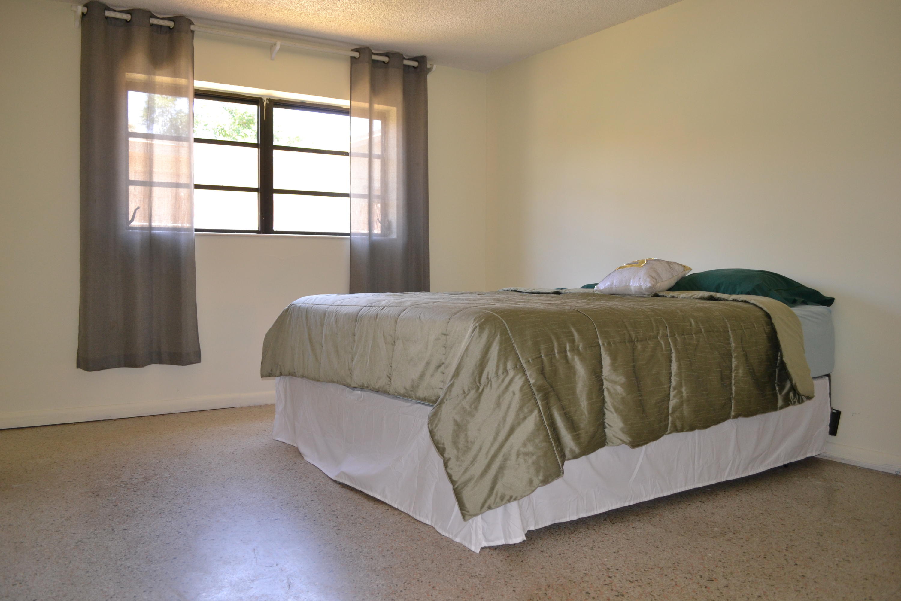 440 Northeast 35th Street Boca Raton, FL 33431 - Photo 6 of 20 Master Bedroom