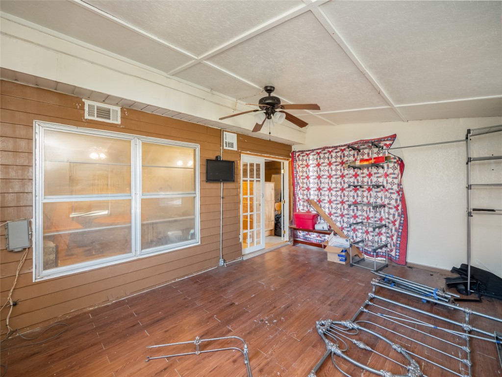 1409 Zephyr Road Killeen, TX 76541 - Photo 22 of 31 a view of livingroom with wooden floor
