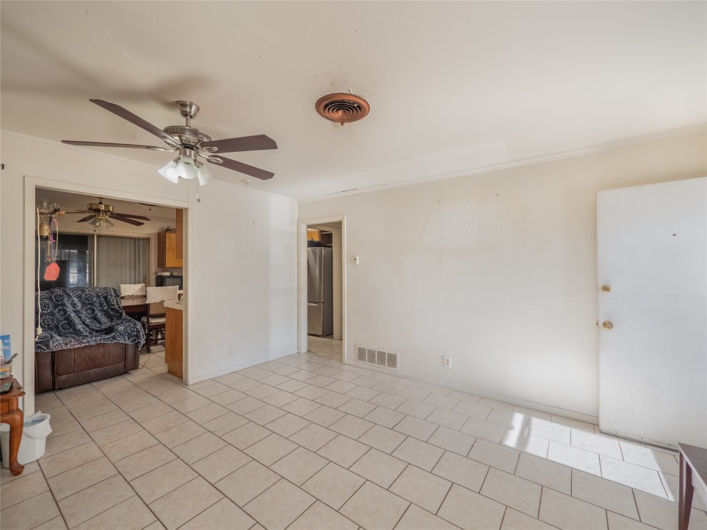 1409 Zephyr Road Killeen, TX 76541 - Photo 5 of 31