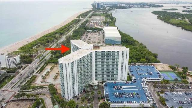 $595,000 | 100 Bayview Drive, Unit 2014, Sunny Isles Beach, FL 33160