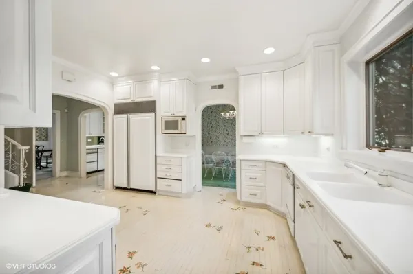 $4,950,000 | 32 Woodley Road, Winnetka, IL 60093