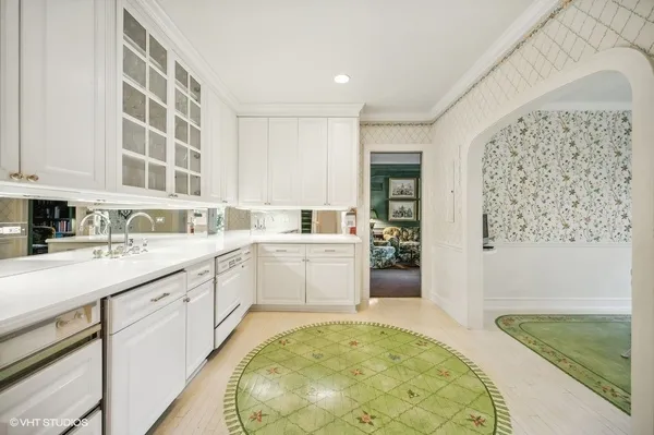 $4,950,000 | 32 Woodley Road, Winnetka, IL 60093