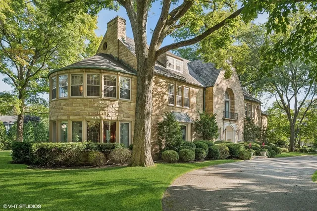 $4,950,000 | 32 Woodley Road, Winnetka, IL 60093