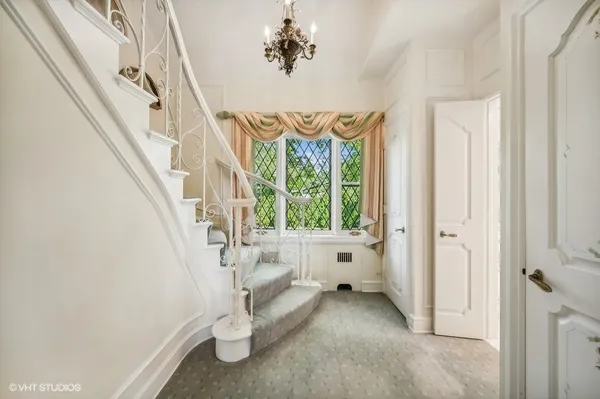 $4,950,000 | 32 Woodley Road, Winnetka, IL 60093