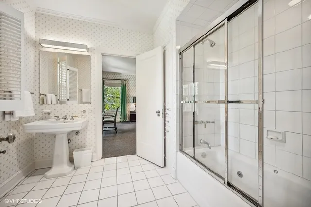 $4,950,000 | 32 Woodley Road, Winnetka, IL 60093