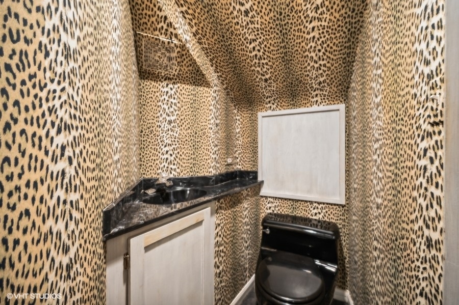 32 Woodley Road Winnetka, IL 60093 - Photo 41 of 55