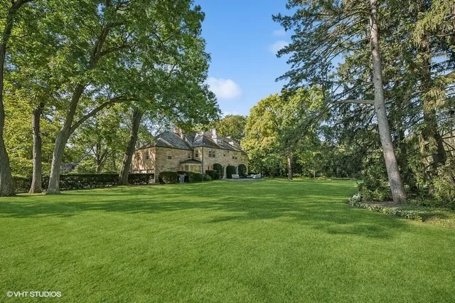 $4,950,000 | 32 Woodley Road, Winnetka, IL 60093