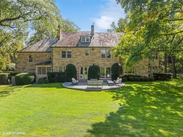 $4,950,000 | 32 Woodley Road, Winnetka, IL 60093