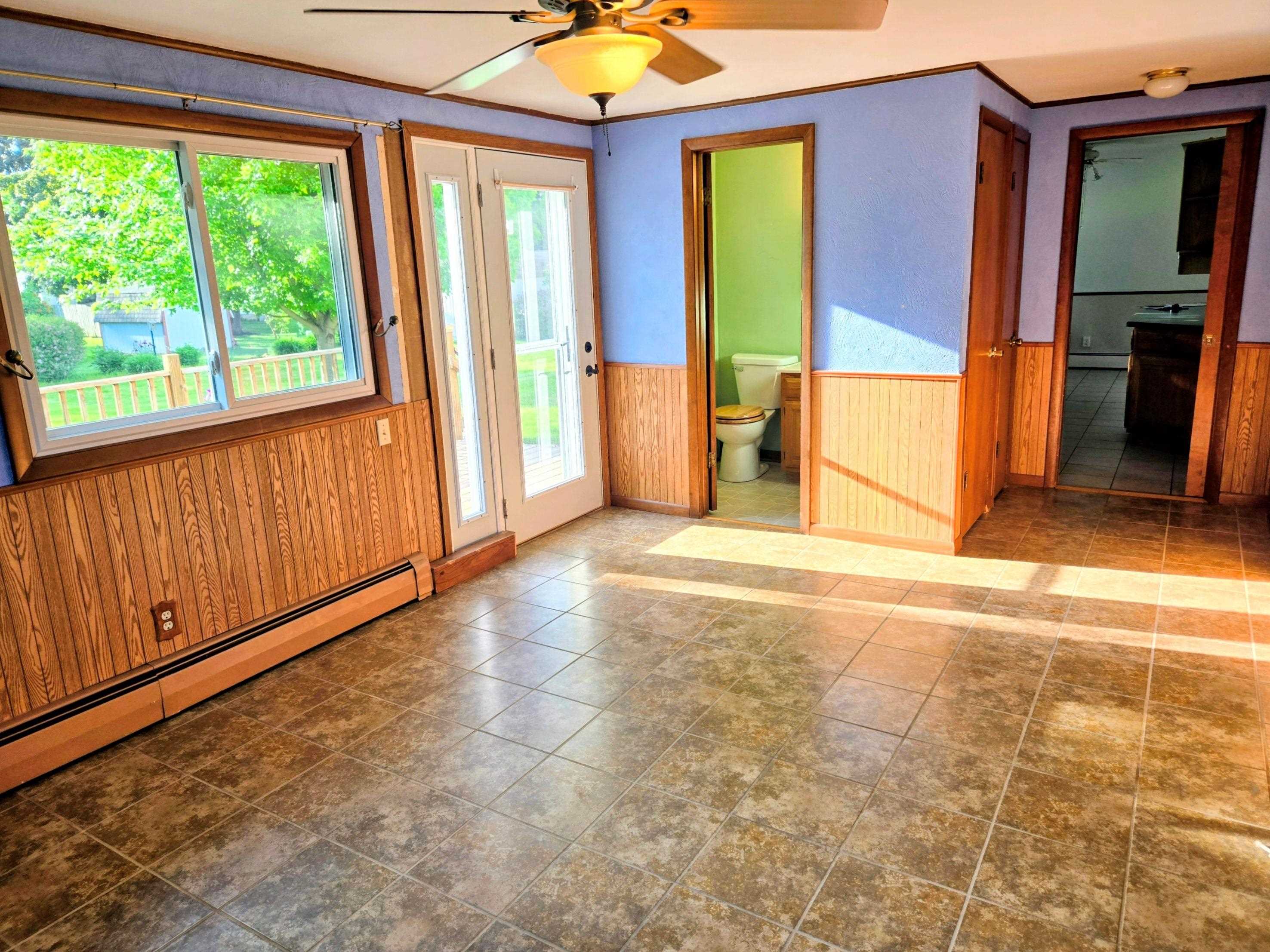 659 Hamburg Street Ripon, WI 54971 - Photo 17 of 32