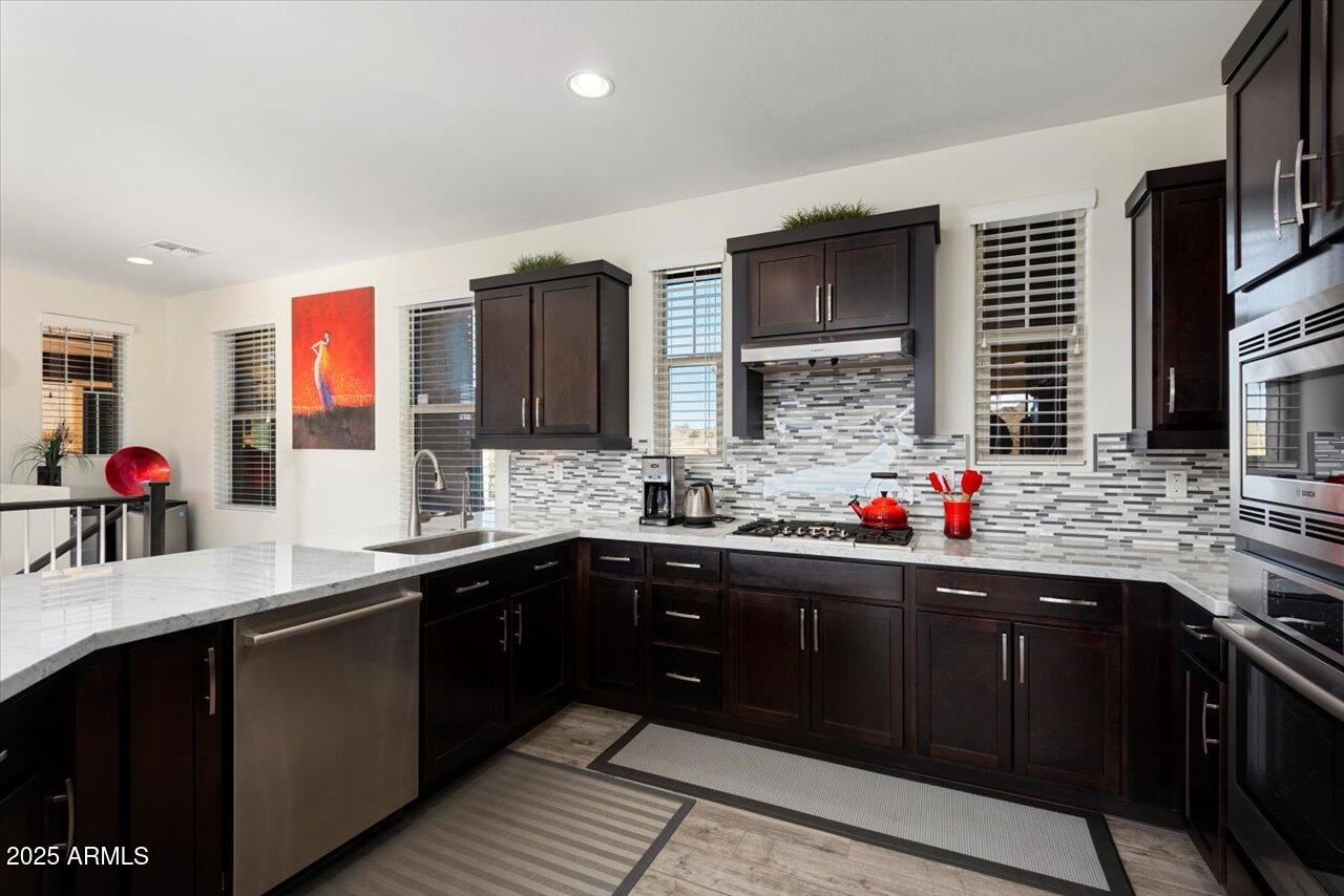 10260 East White Feather Lane, Unit 2047 Scottsdale, AZ 85262 - Photo 9 of 33 10-10260 E White Feather Ln