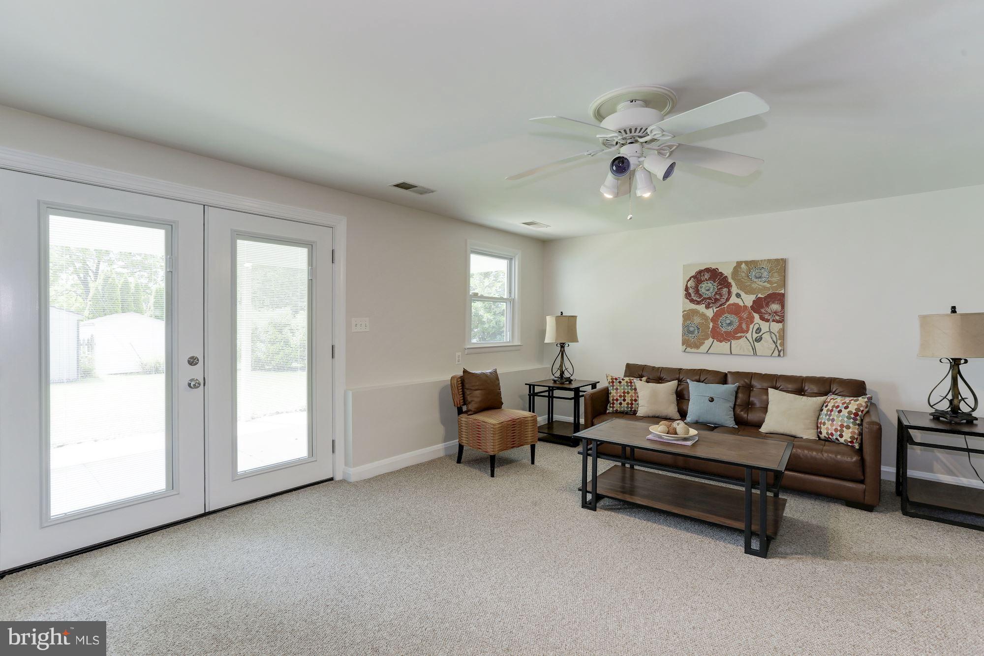 1001 Adcock Road Lutherville-Timonium, MD 21093 - Photo 22 of 30 Family Room