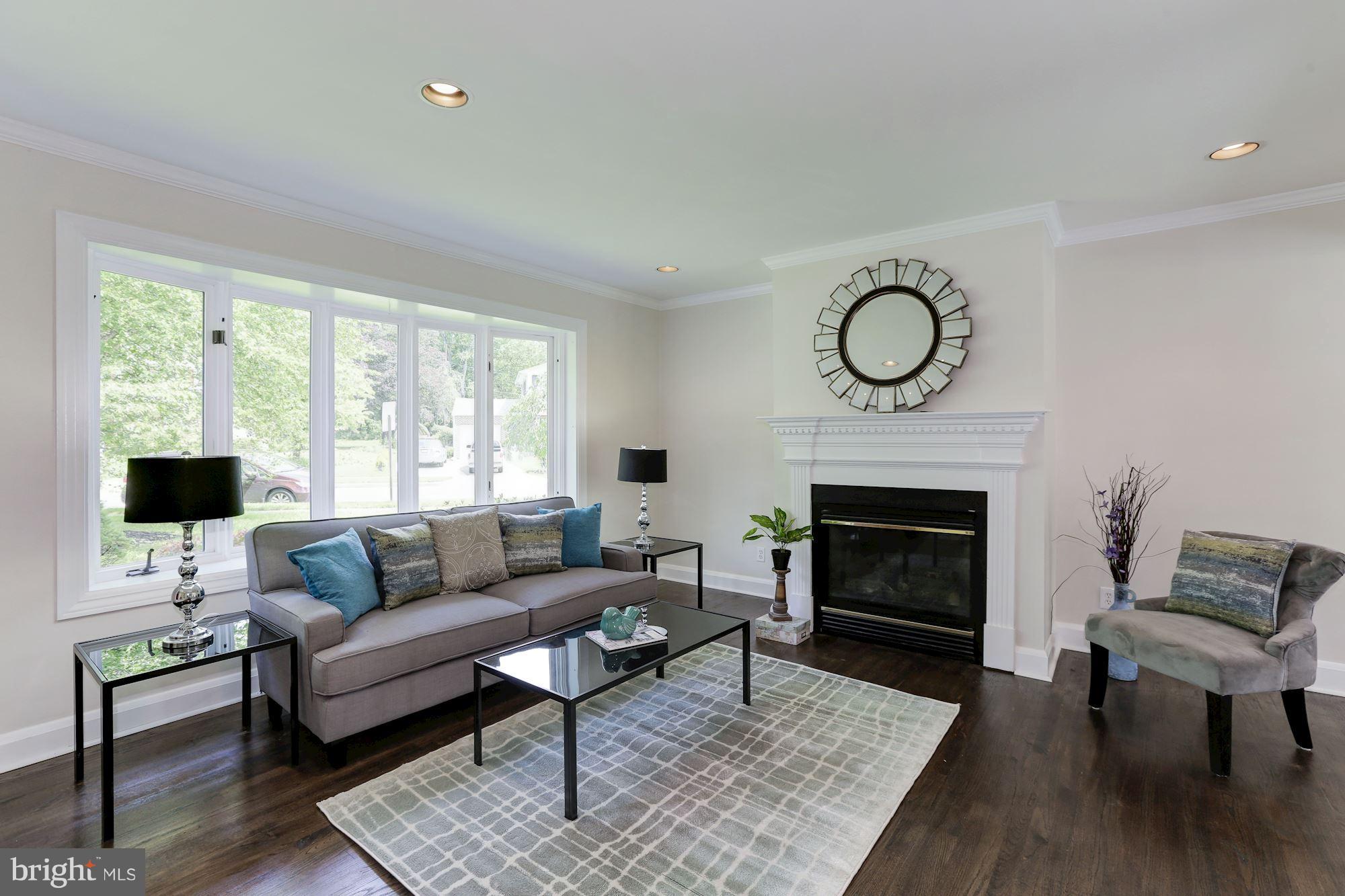 1001 Adcock Road Lutherville-Timonium, MD 21093 - Photo 4 of 30 Living Room