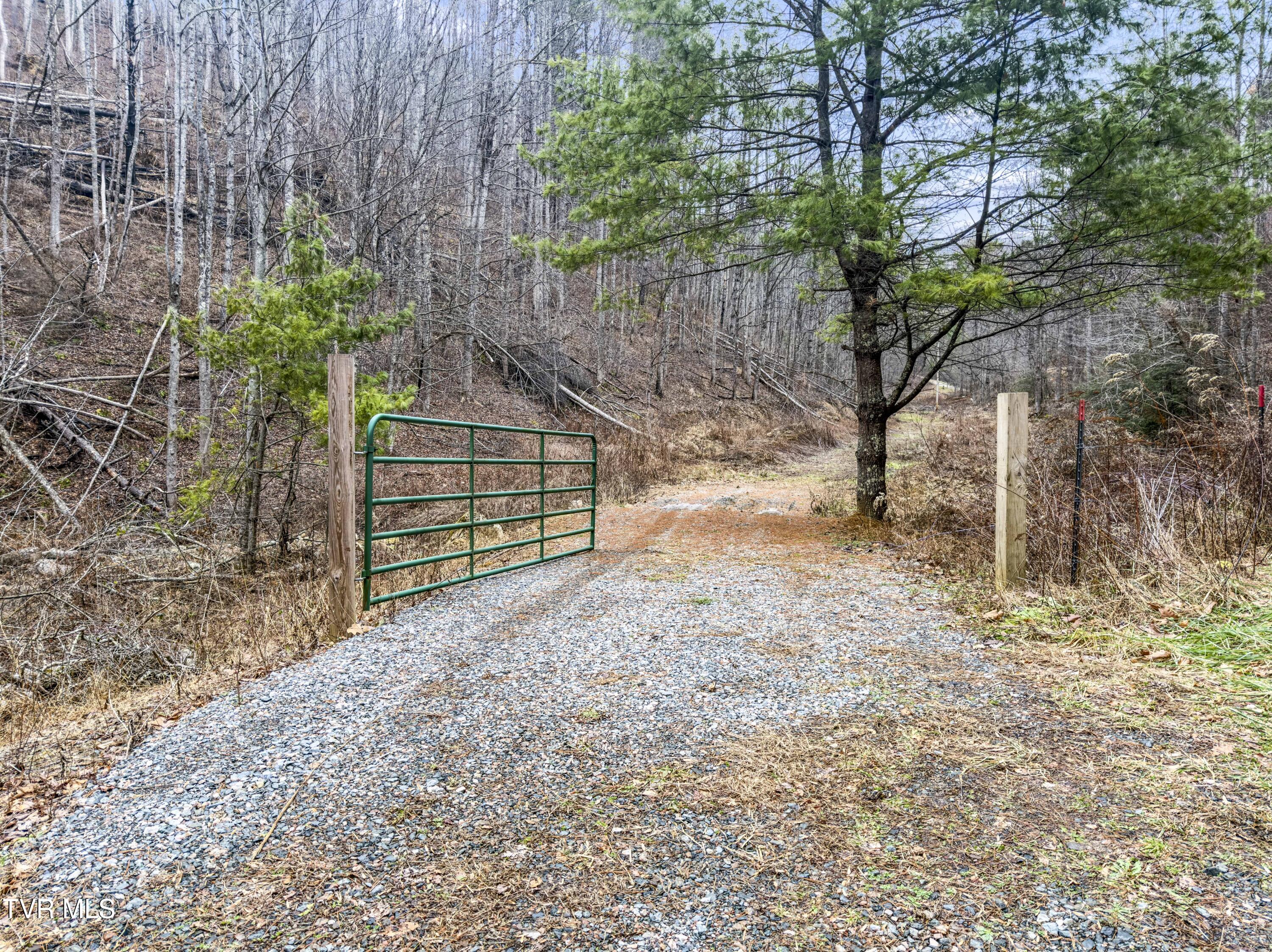 Tbd Stage Road Mountain City, TN 37683 - Photo 3 of 27 TBDStageRd-Aerials-23