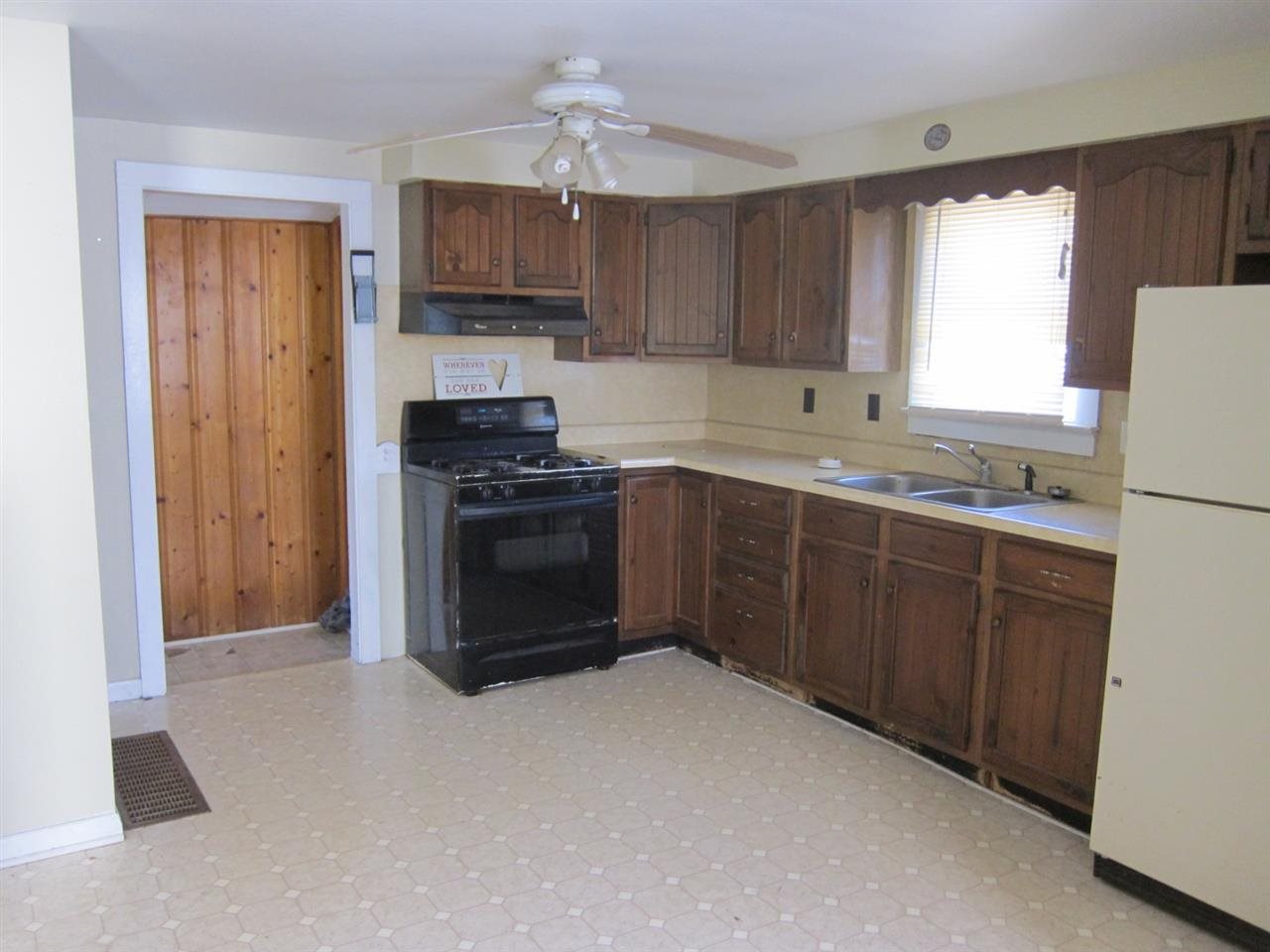 7100 Walden Road Newburgh, IN 47630 - Photo 6 of 8 Gallery Image 6
