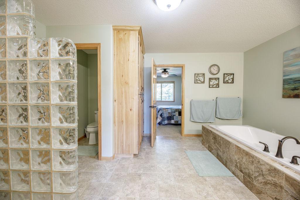 3807 North Eagle Road Willmar, MN 56201 - Photo 28 of 85 Gallery Image 28