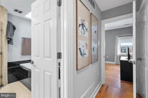 $774,900 | 1615-1617 Spruce Street, Unit 400, Philadelphia, PA 19103