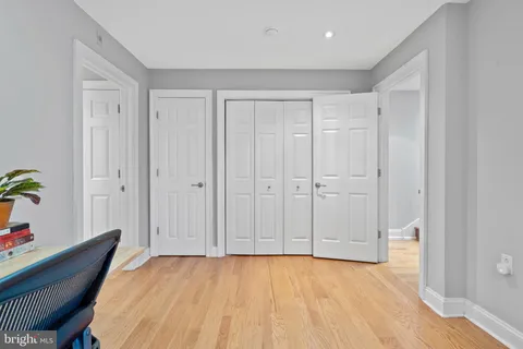 $774,900 | 1615-1617 Spruce Street, Unit 400, Philadelphia, PA 19103