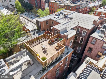 $774,900 | 1615-1617 Spruce Street, Unit 400, Philadelphia, PA 19103