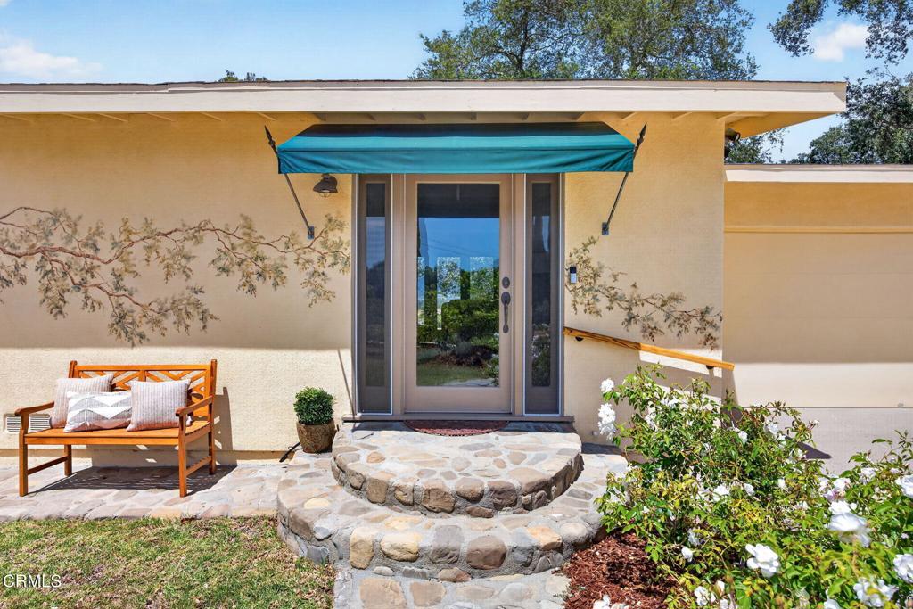 98 Howard Avenue Oak View, CA 93022 - Photo 8 of 72