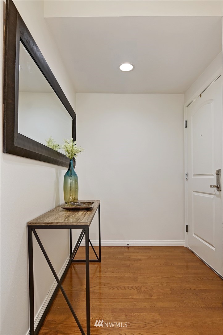 3112 Southwest Avalon Way, Unit 102 Seattle, WA 98126 - Photo 14 of 26