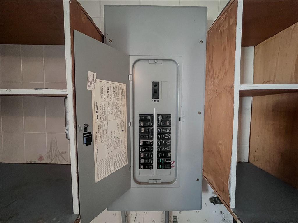 116 Pershing Drive Connellsville, PA 15425 - Photo 15 of 24