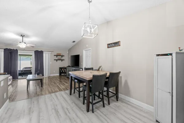 $349,000 | 18 Winchmore Lane, Boynton Beach, FL 33426