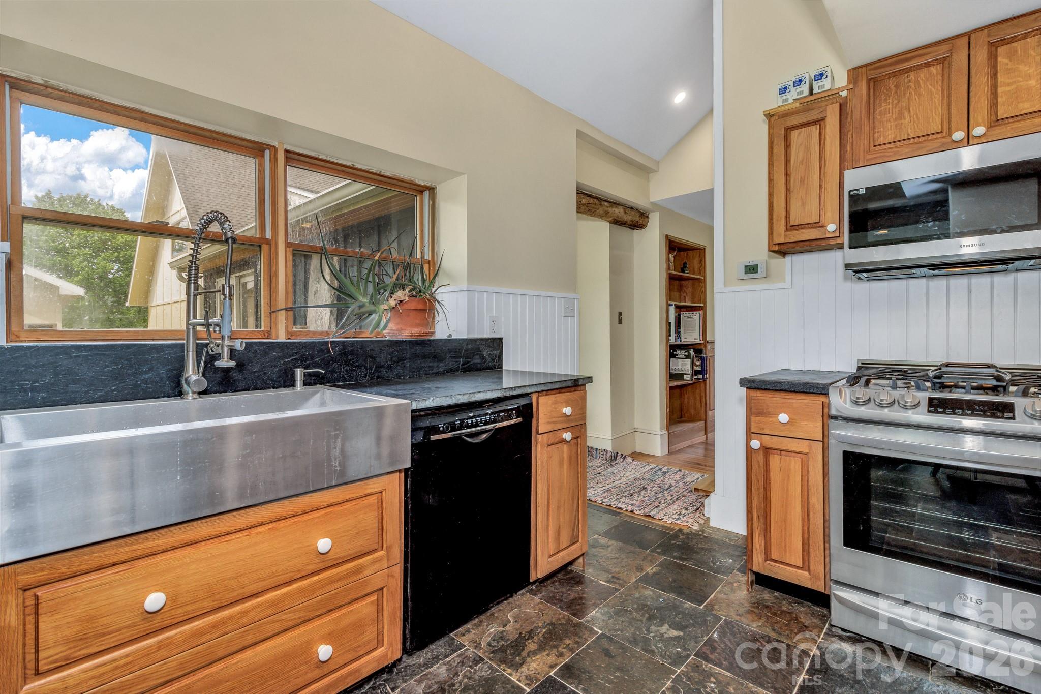 45 Sugar Cove Road Weaverville, NC 28787 - Photo 21 of 47
