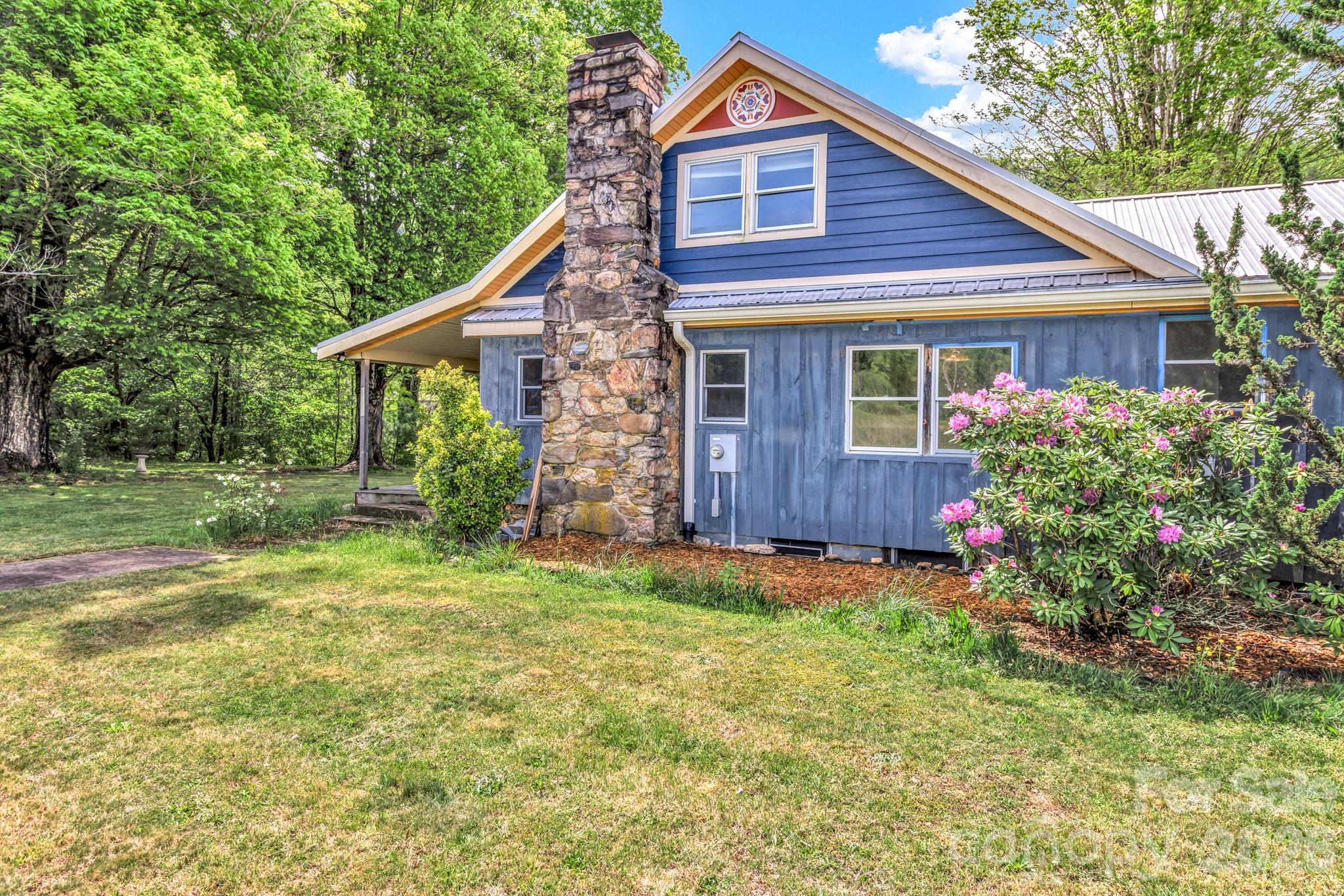 45 Sugar Cove Road Weaverville, NC 28787 - Photo 7 of 47