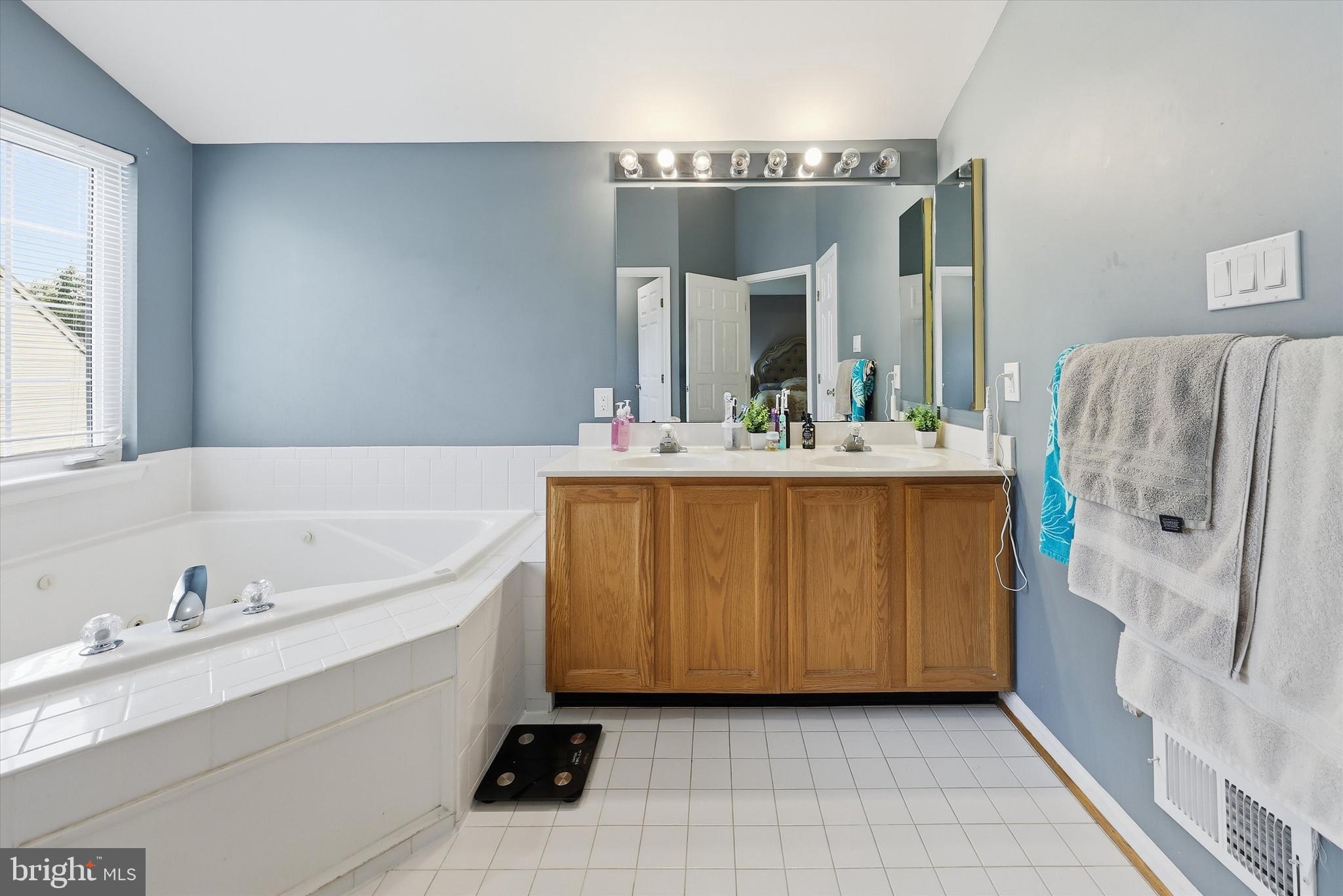 6440 Spring Forest Road Frederick, MD 21701 - Photo 20 of 48 Primary Suite Bathroom