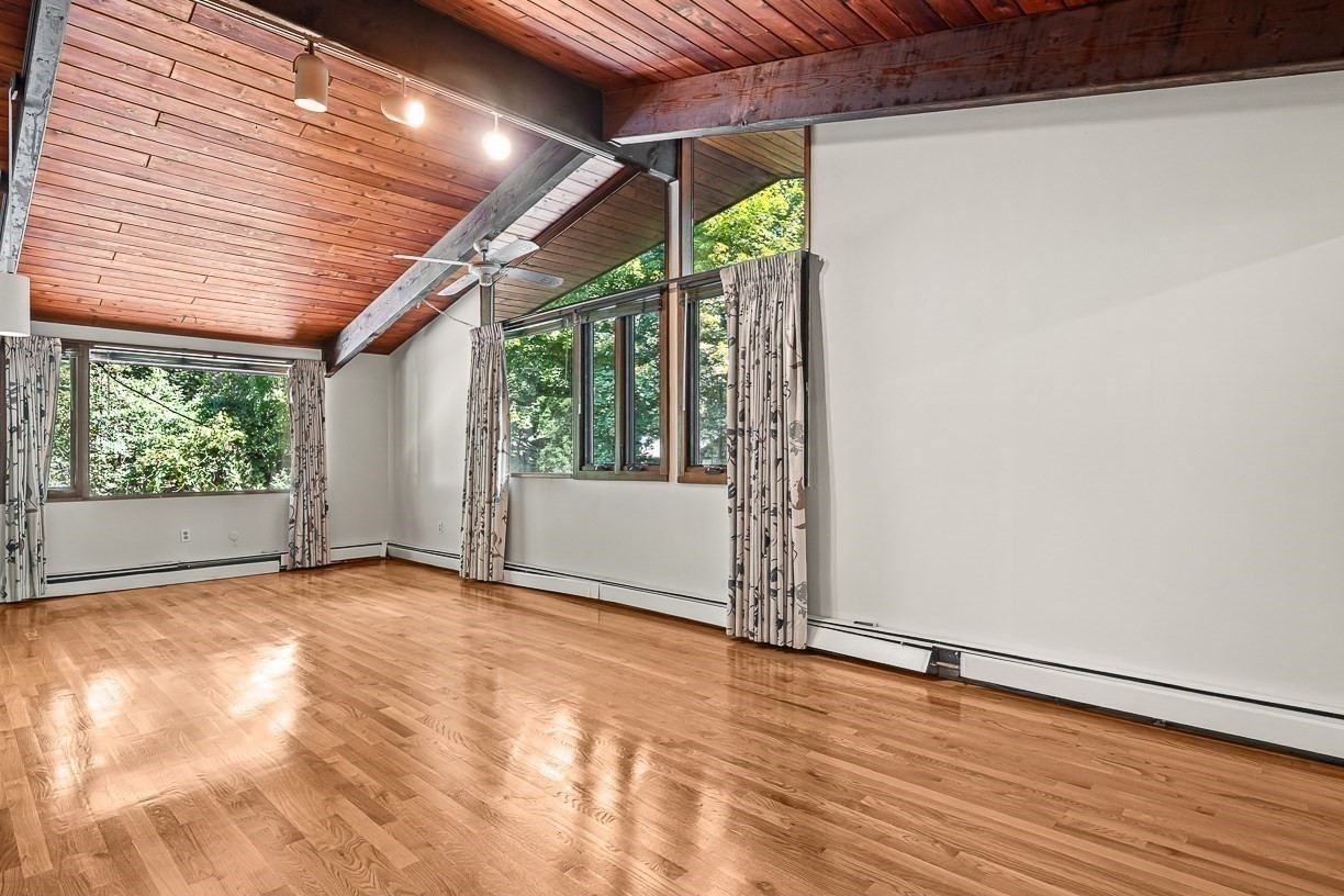 7 Arnold Road Wellesley, MA 02481 - Photo 21 of 35 Gallery Image 21