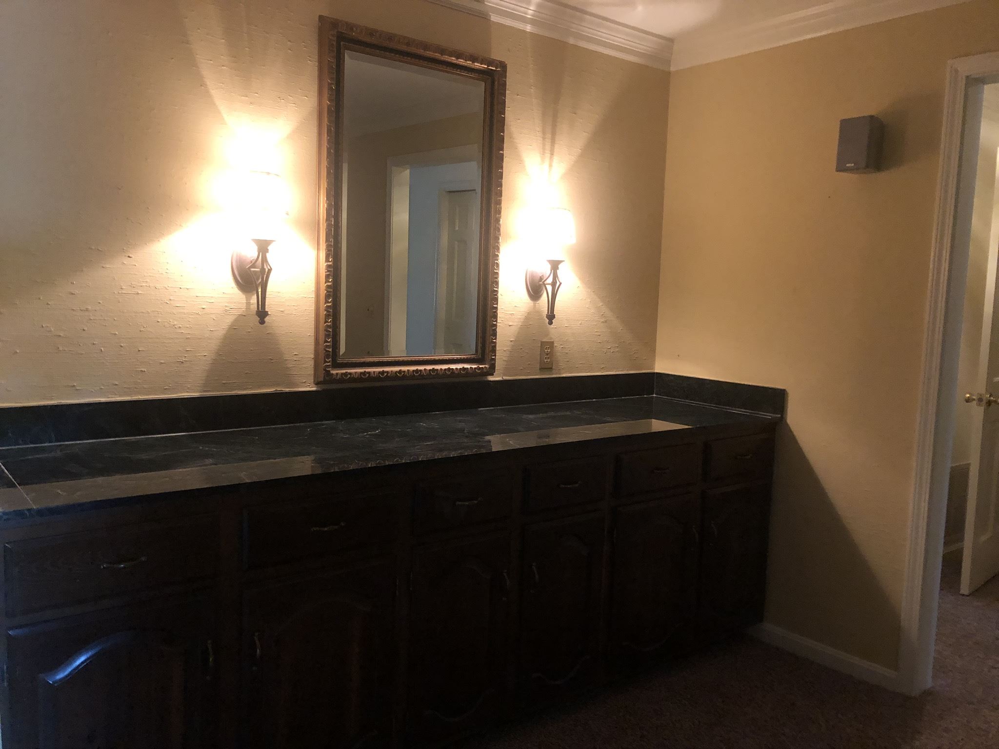 6606 Newburgh Road Evansville, IN 47715 - Photo 17 of 23 Gallery Image 17