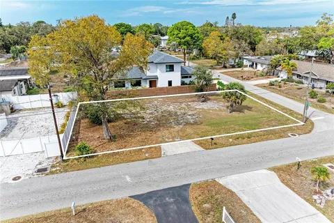 $649,000 | 4004 Worcester Road, Sarasota, FL 34231