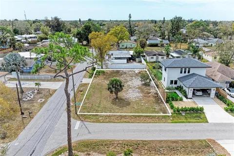$649,000 | 4004 Worcester Road, Sarasota, FL 34231