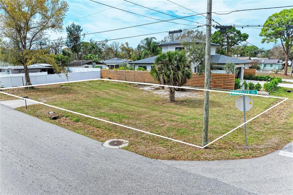 4004 Worcester Road Sarasota, FL 34231 - Photo 25 of 32