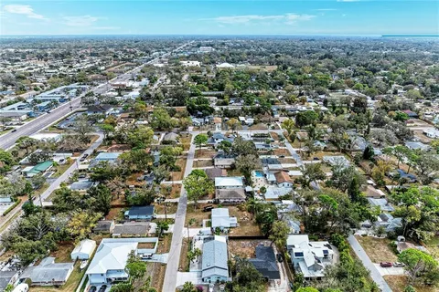 $649,000 | 4004 Worcester Road, Sarasota, FL 34231